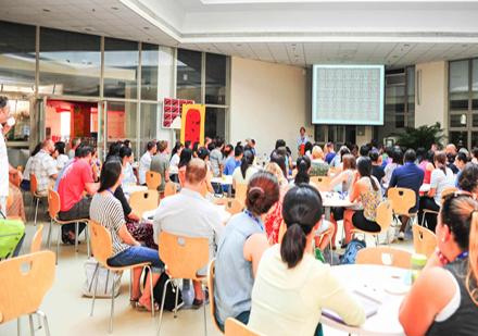 国际学校课堂场景_2